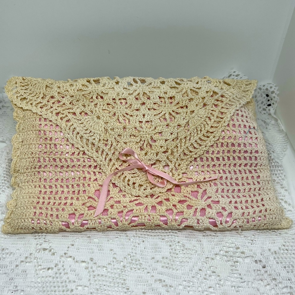 Vintage handcrafted hand bag